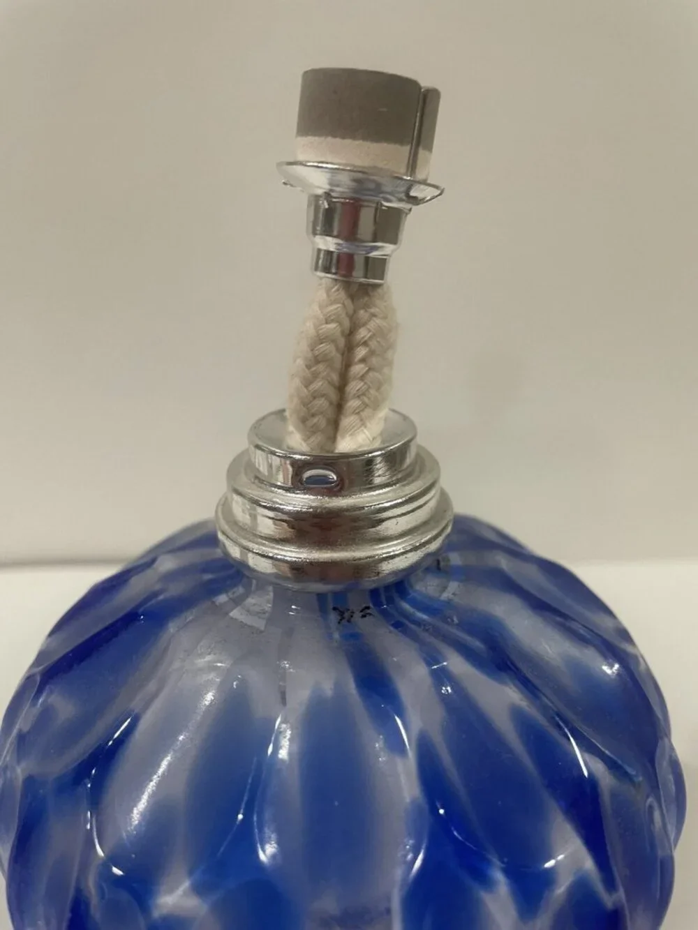 Art Glass Fragrance Diffuser Swirl Blue Decorative
